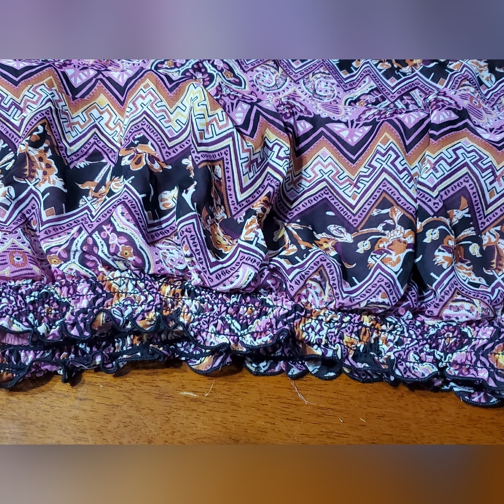 Plus size Blouse - Picture 3 of 4